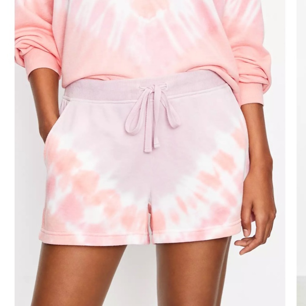 NWT  Lou & Grey Petite Tie Dye Cozy‎ Terry Shorts - Shocking Coral